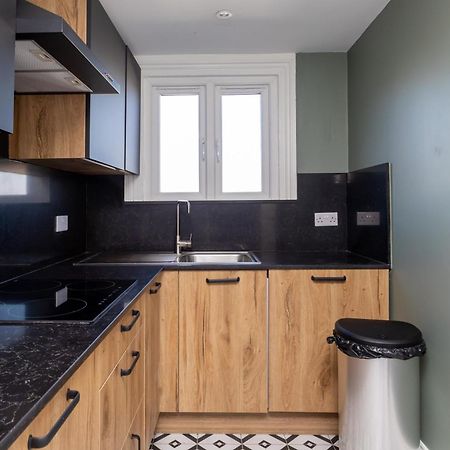 Appartamento Spacious & Pristine 2Bd Flat - Balham Londra Esterno foto