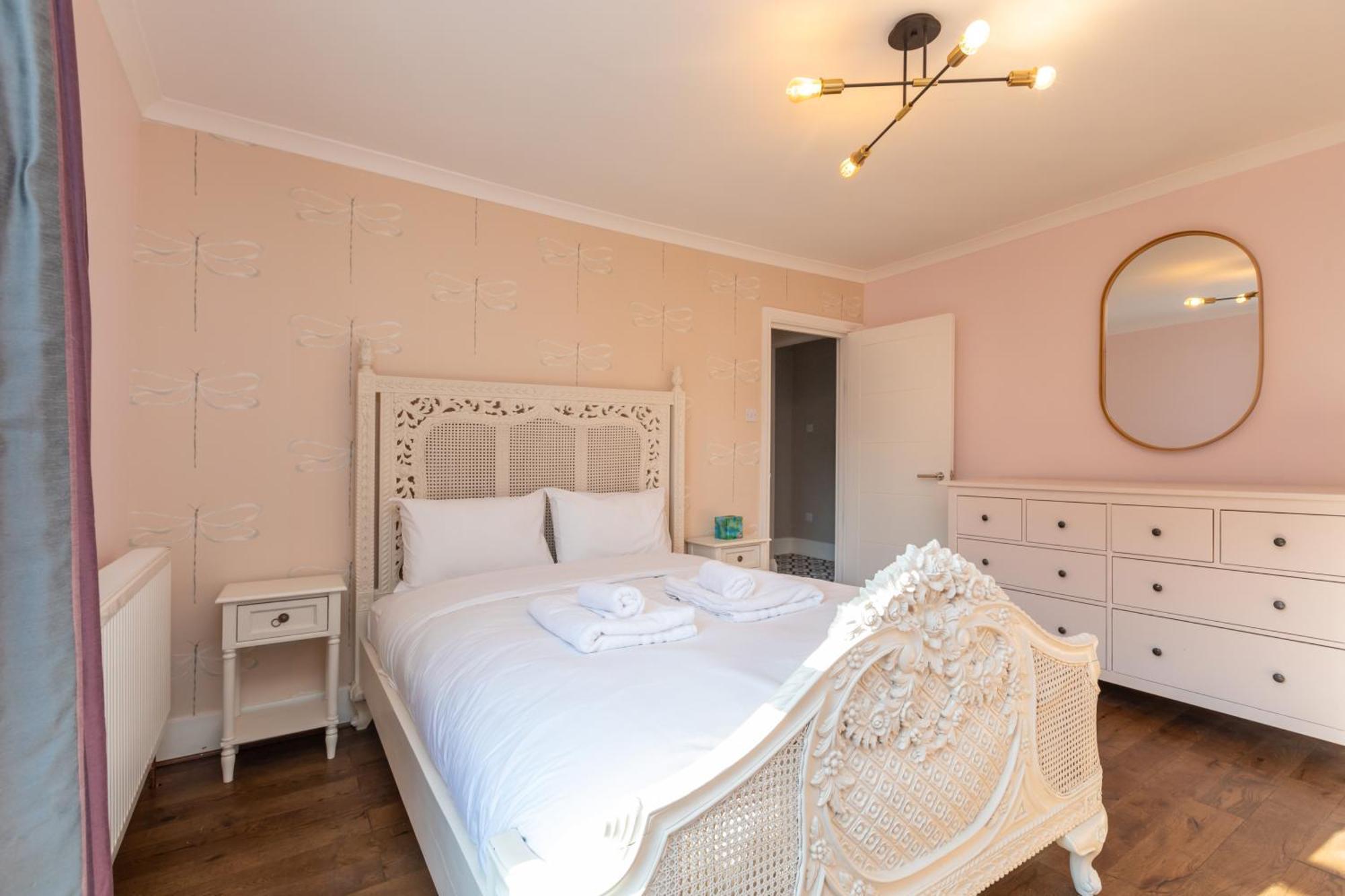 Appartamento Spacious & Pristine 2Bd Flat - Balham Londra Esterno foto